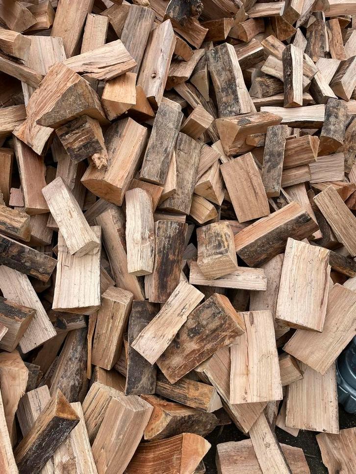 Gedroogd eiken- en beukenhout, Tuin en Terras, Haardhout, Blokken, Eikenhout, Minder dan 3 m³, Ophalen