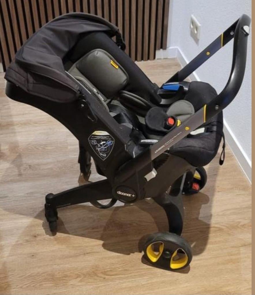 Doona, Ophalen of Verzenden, Zo goed als nieuw, Regenhoes