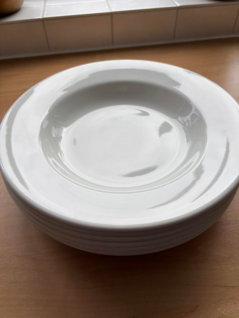 6 diepe borden van het merk Dudson, Huis en Inrichting, Keuken | Servies, Ophalen, Overige materialen, Zo goed als nieuw, Bord(en)