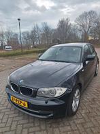 BMW 1-Serie 2.0 116I 5DR 2011 Zwart, Auto's, BMW, 1-Serie, Achterwielaandrijving, 1995 cc, Beige