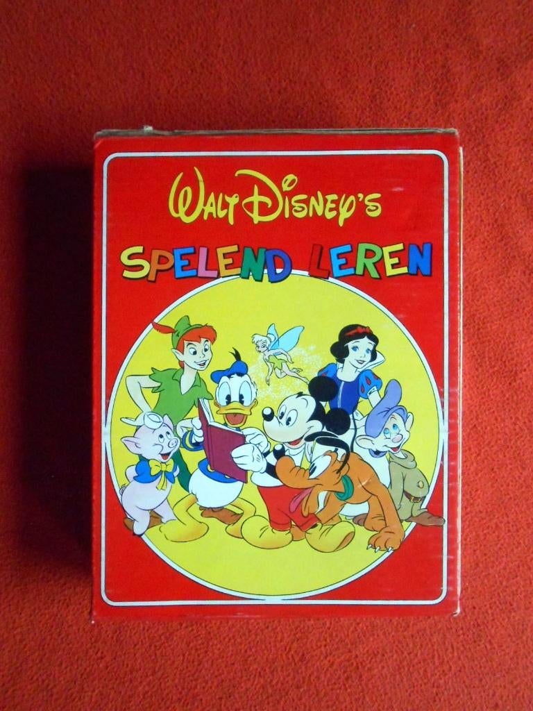 Walt Disney’s Spelend Leren: 6 hardcover boeken in box, Boeken, Ophalen of Verzenden, Gelezen, Sprookjes