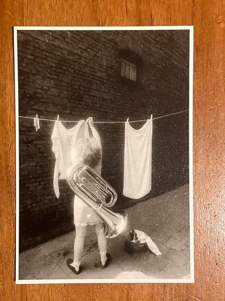 DE ZWARTE HAND.  'Orkest, een verhaal' Gijs Haak 1991, Verzamelen, Ansichtkaarten | Themakaarten, Ongelopen, 1980 tot heden, Muziek