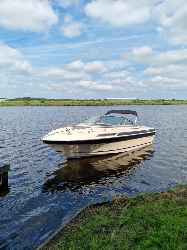 Century 4000 V8 Speedboot, Watersport en Boten, Speedboten, Binnenboordmotor, 6 meter of meer, Ophalen of Verzenden, 200 pk of meer