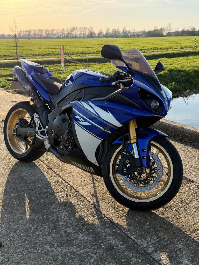 Uitzonderlijk mooie Yamaha R1 bouwjaar 2011 akrapovic, Motoren, Motoren | Yamaha, Sportuitlaat, 4 cilinders, Motorrijbewijs A