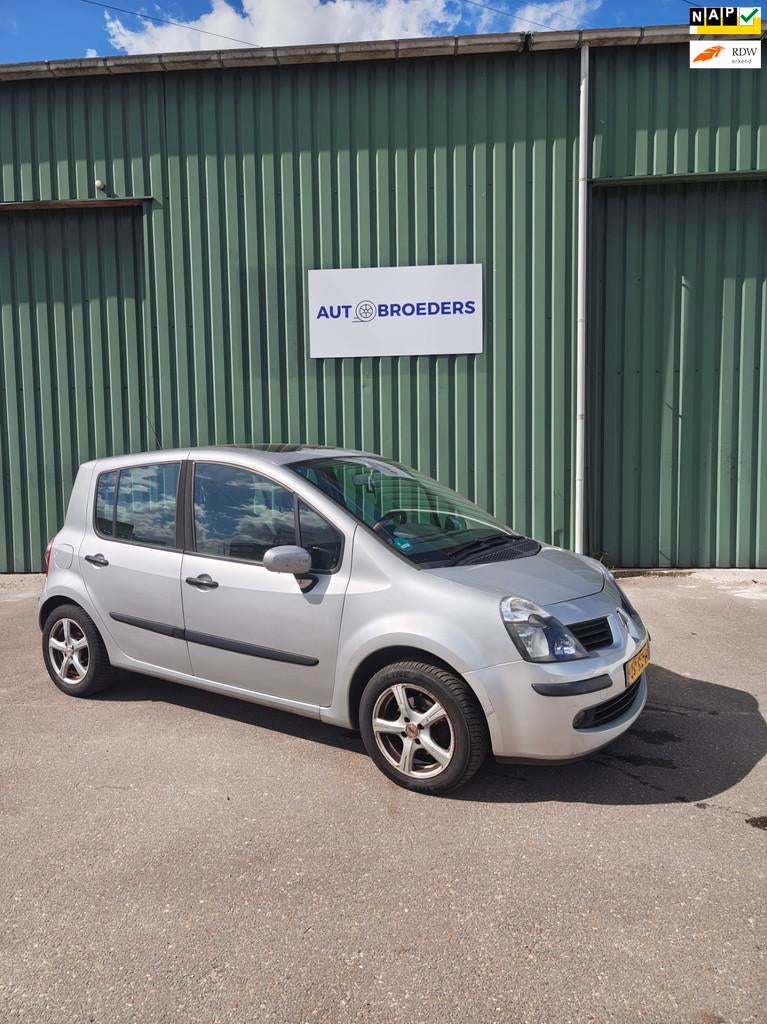 Renault Modus 1.6-16V Exception INRUIL AUTO - ZO MEENEMEN -, Voorwielaandrijving, 15 km/l, 4 cilinders, Leder en Stof