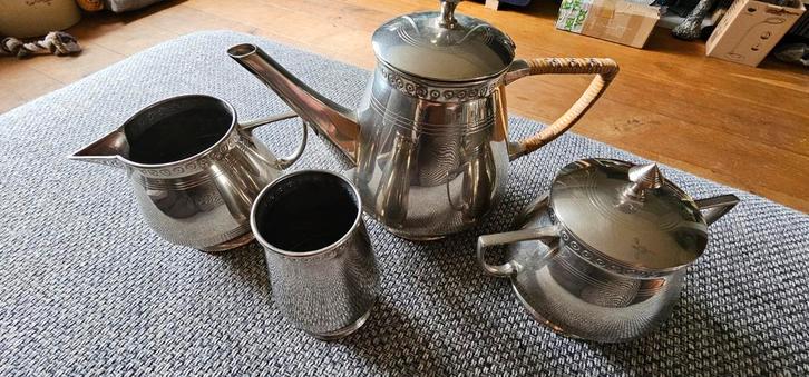 4-delige Daalderop thee / koffieset, Antiek en Kunst, Antiek | Servies compleet, Ophalen of Verzenden