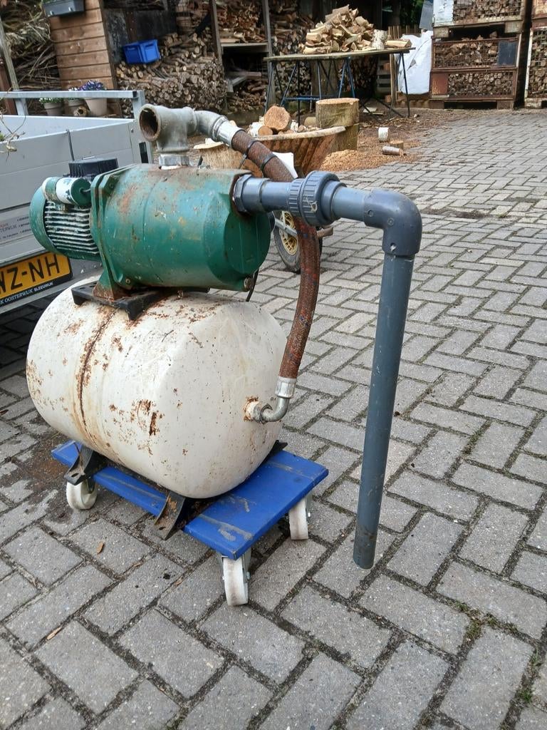 Hydrofoor waterpomp zelfaanzuigend 10m³/u met hulpstukken, Ophalen, Gebruikt