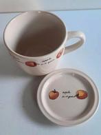 Jet by ter Steege Appel-servies . mok & petitfour schoteltje, Ophalen of Verzenden, Zo goed als nieuw, Overige stijlen, Kop(pen) en/of Schotel(s)