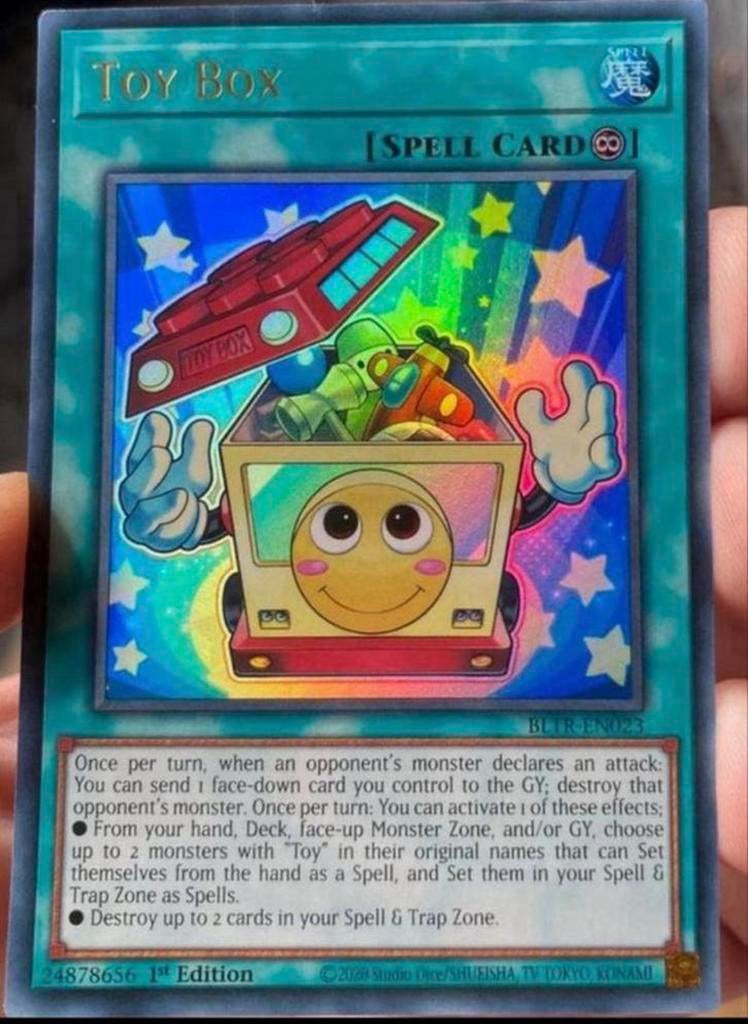 Yu-Gi-Oh! Toy Box BLTR 1st Edition !, Ophalen of Verzenden, Zo goed als nieuw, Losse kaart, Foil