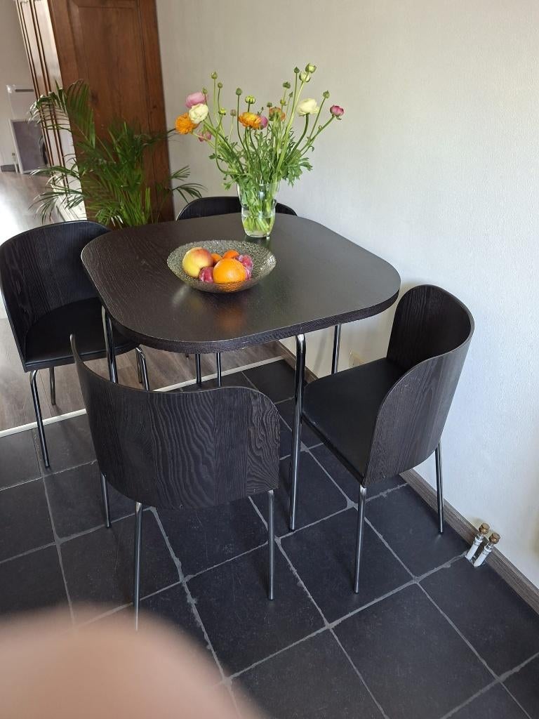 Ruimtebesparende tafel met 4 stoelen, Antiek en Kunst, Ophalen
