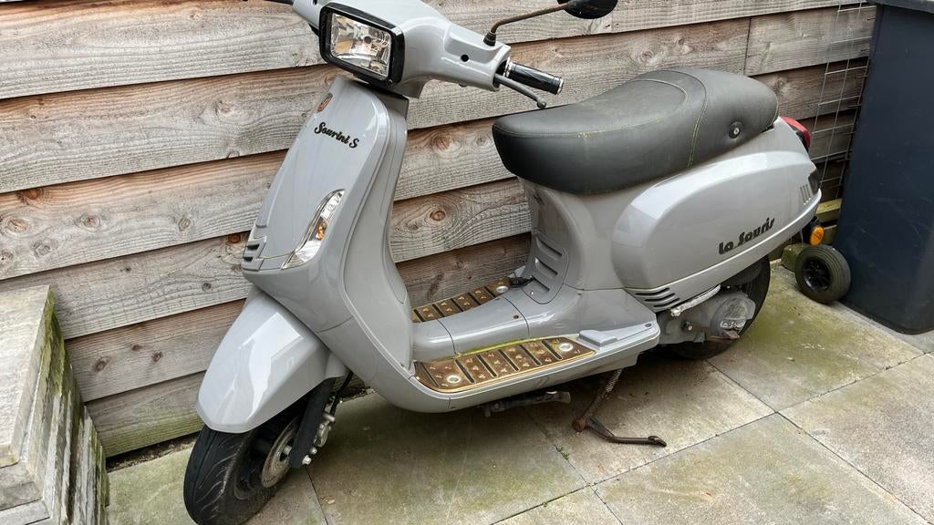 Lasouri Souri S Scooter - Grijs 35km/h - MOET WEG!, Ophalen, Gebruikt, 49 cc, Benzine