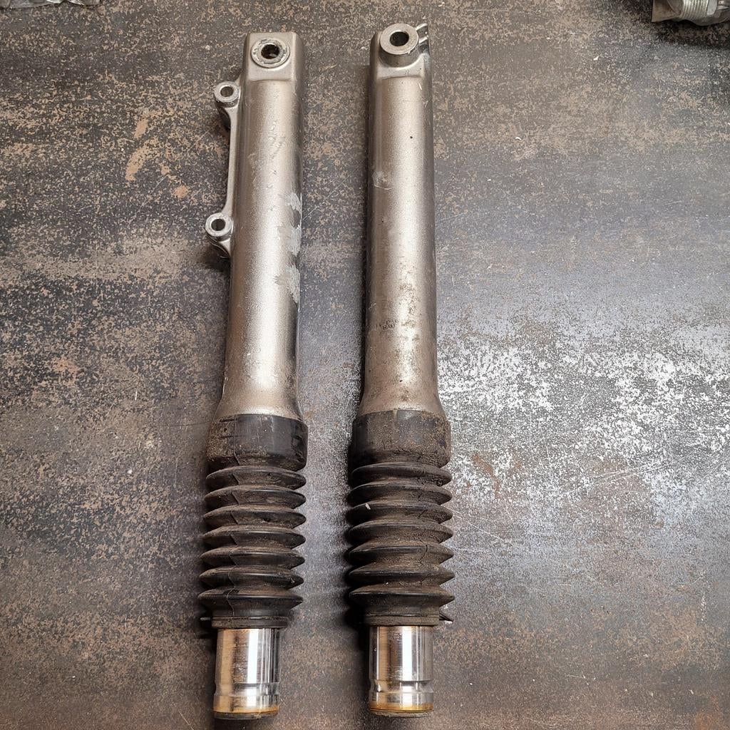 Schokdempers / schokbrekers Sym, Ophalen