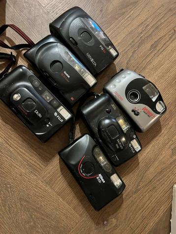 Oudere Compact Camera's - Diverse Merken beschikbaar voor biedingen