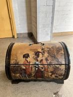 Houten kistje indonesisch/ antiek vintage look, Huis en Inrichting, Ophalen of Verzenden, Gebruikt, Minder dan 50 cm