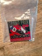 Grand Prix Deutschland 99 Sachsenring motor race motoren pin, Verzamelen, Speldjes, Pins en Buttons, Verzenden, Zo goed als nieuw