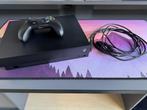 Xbox One X 1TB + Controller, Spelcomputers en Games, Spelcomputers | Xbox One, Ophalen of Verzenden, Zo goed als nieuw, 1 TB, Met 1 controller