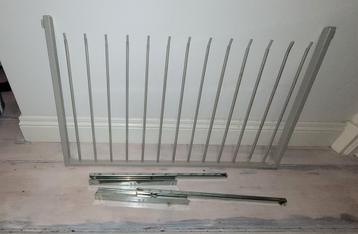 Pax Uitschuifbare Broekenhanger beschikbaar voor biedingen