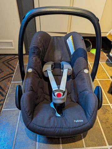 Maxi cosi Pebble beschikbaar voor biedingen
