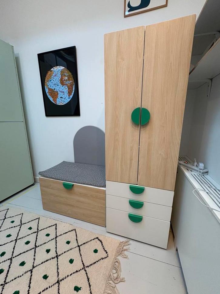 IKEA SMÅSTAD/PÅSTÅ kast met zitbank & opbergbox, goede staat, Kinderen en Baby's, Kinderkamer | Commodes en Kasten, Zo goed als nieuw