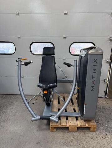 Matrix Ultra Chestpress / Brustpresse / Chest press beschikbaar voor biedingen
