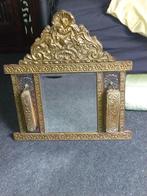 Brocante spiegel met borsstels latoen, Antiek en Kunst, Ophalen, Rechthoekig, Minder dan 100 cm