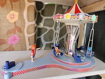 PLAYMOBIL Zweefmolen met verlichting beschikbaar voor biedingen