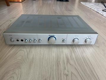 Rotel RA-02 Versterker beschikbaar voor biedingen