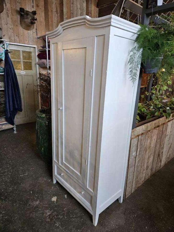 oude zweedse kast ``WOONWINKEL RUSTIEK``, Huis en Inrichting, Kasten | Wandmeubels, Met lade(s), Met deur(en), Met plank(en), Grenenhout