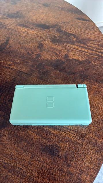 Nintendo DS Lite beschikbaar voor biedingen
