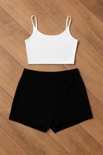 Skort, Ophalen of Verzenden, Zo goed als nieuw, Zwart, Boven de knie