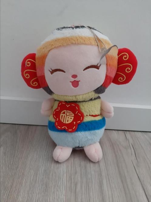 Knuffel zuignap 520 Chinees meisje popje K8296, Kinderen en Baby's, Speelgoed | Knuffels en Pluche, Zo goed als nieuw, Ophalen of Verzenden