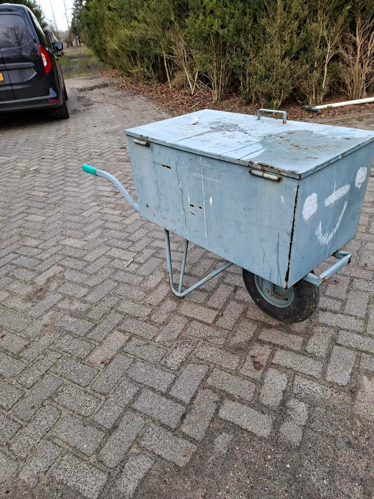 Gereedschapskruiwagen met deksel, Ophalen, Matador, Handmatig, Gebruikt
