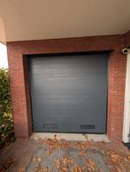 Grijze Garagedeur - 232x240cm, Doe-het-zelf en Verbouw, Deuren en Horren, Ophalen, Kunststof, Garagedeur, Zo goed als nieuw
