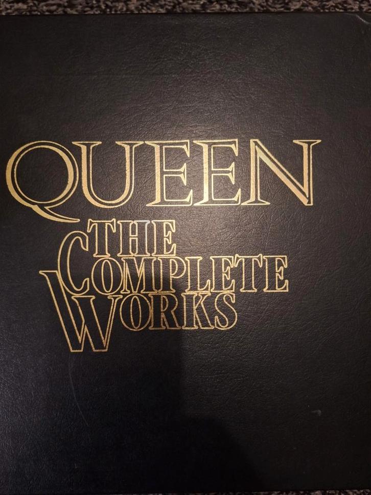 Queen: The complete works 14 lp box set, Cd's en Dvd's, Vinyl | Hardrock en Metal, Zo goed als nieuw, Verzenden