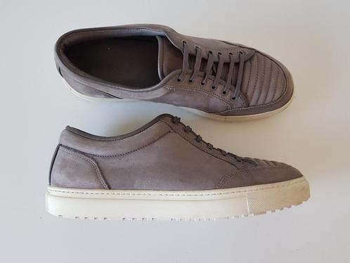 ETQ grijze leren sneakers ( vallen maat 43 maar is maat 44 ), Kleding | Heren, Schoenen, Zo goed als nieuw, Sneakers of Gympen