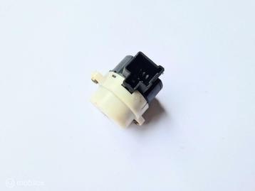 Contactblok contactslot Volvo 8650054 beschikbaar voor biedingen