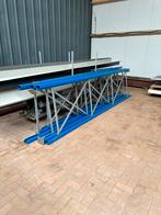 4 staanders zonder liggers, Ophalen