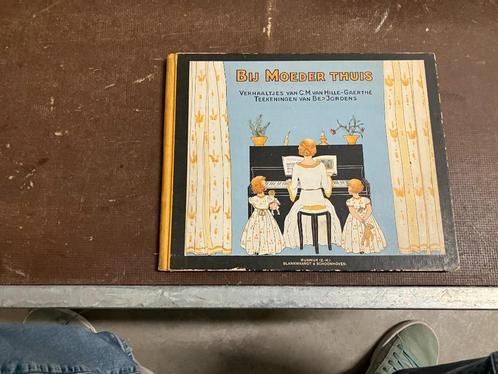 Bij moeder thuis (1930) Hille-Gaerthé Bep Jordens, Antiek en Kunst, Antiek | Boeken en Bijbels, Ophalen