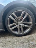 Orgineel 18” volkswagen r-line velgen., Auto-onderdelen, Ophalen, 18 inch, Velg(en), Zomerbanden