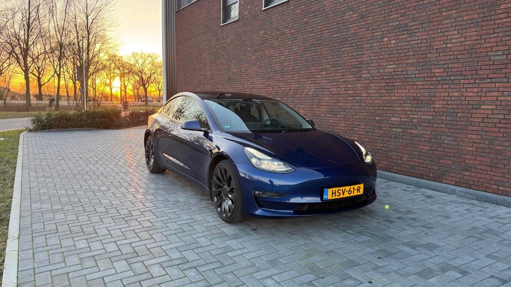 Tesla Model 3 PERFORMANCE 78 kWh 2021 52.000 km SoH 94%, Auto's, Automaat, Zwart, USB, Blauw
