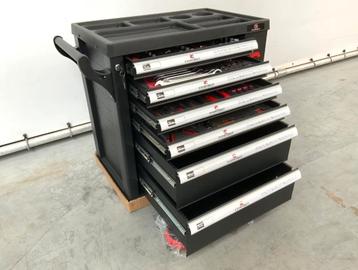 Gevulde Nieuwe Everforce gereedschapswagen  beschikbaar voor biedingen