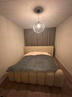 Bed 210x180, Ophalen, Zo goed als nieuw, Tweepersoons, 200 cm