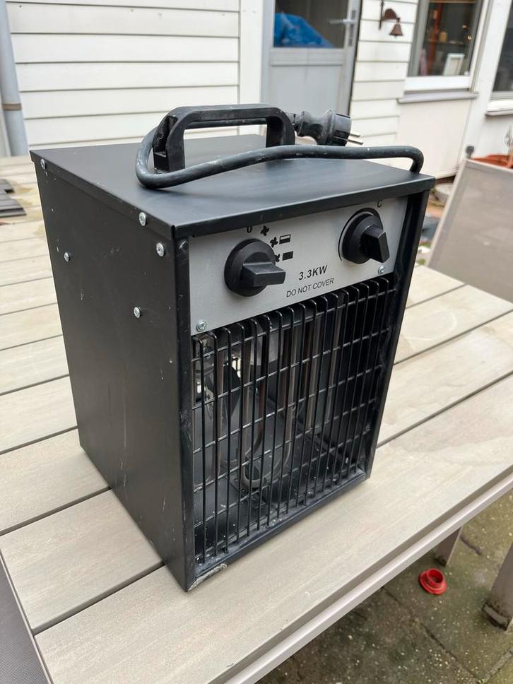 Elektrische Heater 3.3kW - Perfect voor kleine ruimtes, Doe-het-zelf en Verbouw, Verwarming en Radiatoren, Gebruikt, Kachel, 800 watt of meer
