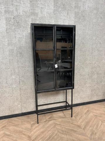 Hoge By boo ventana vitrine kast  200x 85 cm *showroom beschikbaar voor biedingen