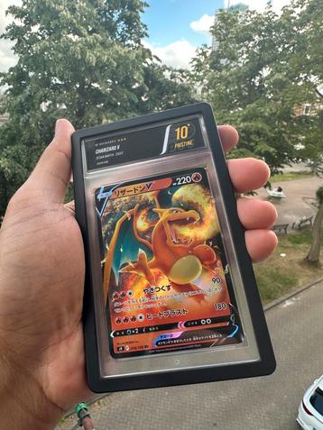 Charizard V 014/100 Pristine 10 Pokestock PGS beschikbaar voor biedingen