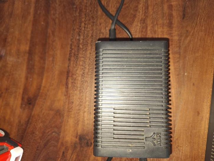Atari voeding, Spelcomputers en Games, Games | Atari, Gebruikt, Overige modellen, Sport, 1 speler, Vanaf 3 jaar, Ophalen of Verzenden