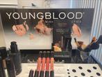 Partij Youngblood make-up incl display en testers, Ophalen, Gebruikt, Zwart, Gehele gezicht