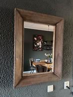 Grote spiegel met houten lijst., Ophalen, Zo goed als nieuw, Rechthoekig, Minder dan 100 cm