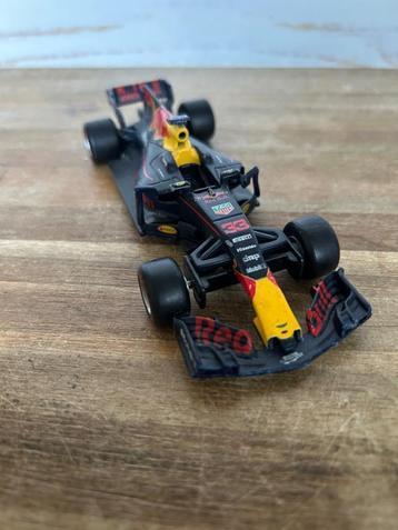 Red Bull formule 1 wagen beschikbaar voor biedingen