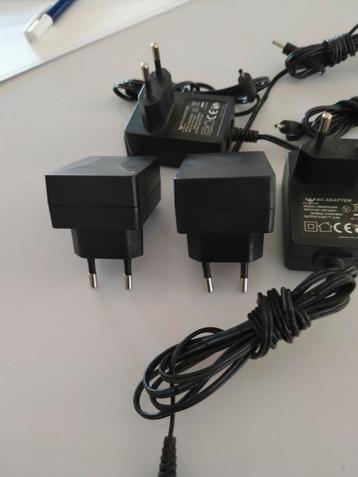 12 adapters 5 volt beschikbaar voor biedingen